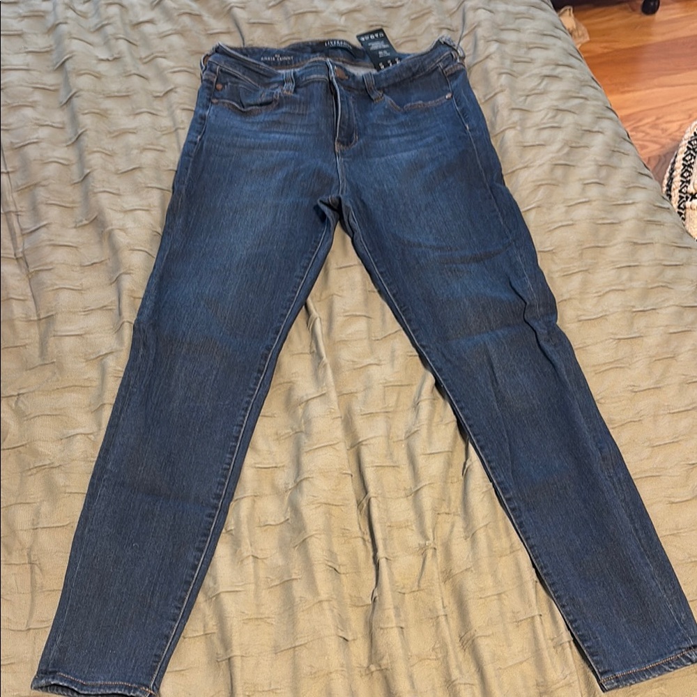 Classic Blue Women's Jeans